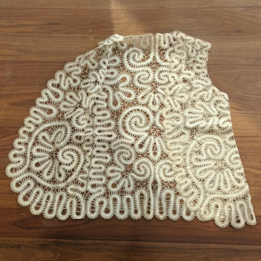 70sVINTAGE Doily Vest - Picture 2 of 4